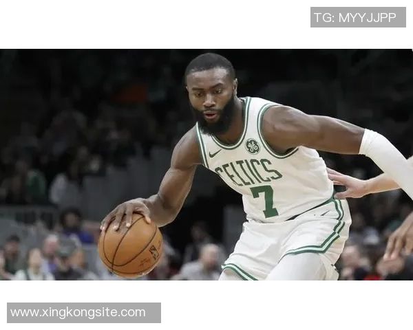 杰伦布朗强调篮网需提升拼搏精神与侵略性以争取胜利 杰伦布朗强调篮网需提升拼搏精神与侵略性以争取胜利