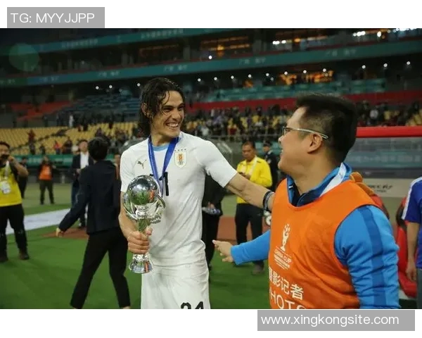 卡瓦尼感恩博卡青少年时期的培养愿用余生回报球队的支持与爱